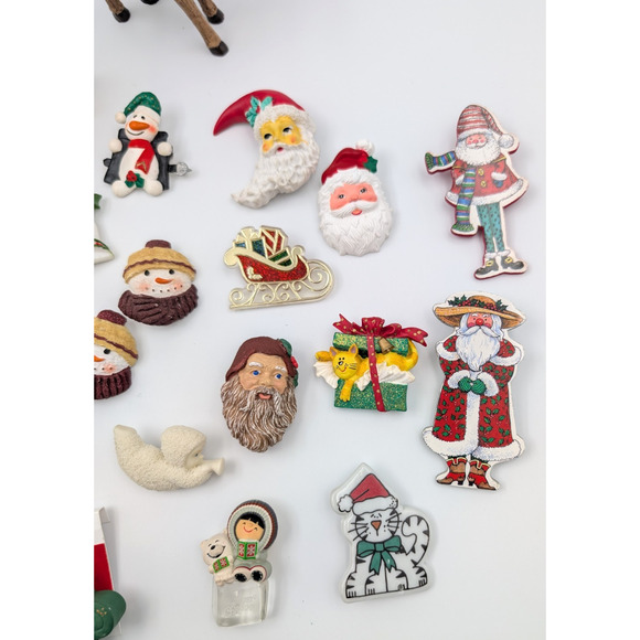 VTG Christmas Brooch Lot Snowbabies Boyd Bears Teddy Cat Snowman Santa Ornament - Picture 4 of 16